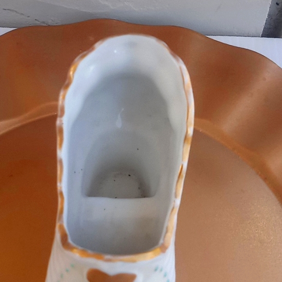 Vintage - Victorian Style Shoe Porcelain with Grape Cluster - Picture 10 of 13